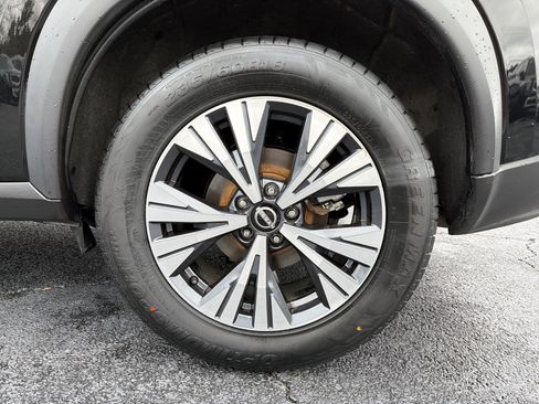 Used 2022 Nissan Rogue SV image 20