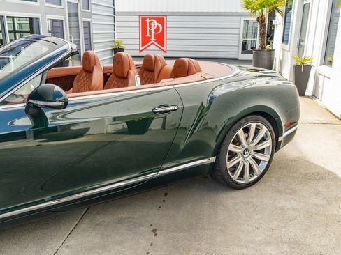 Used 2018 Bentley Continental GT AWD/4WD image 5