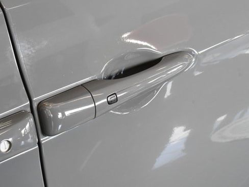 Used 2022 Chrysler Pacifica Touring-L w/ S Appearance Package FWD image 10