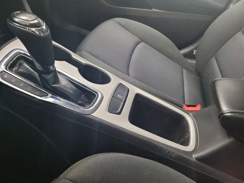 Used 2016 Chevrolet Cruze LS image 26