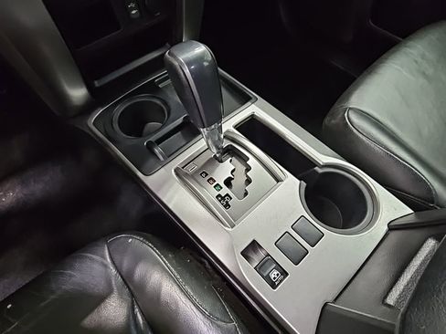 Used 2015 Toyota 4Runner SR5 RWD image 19