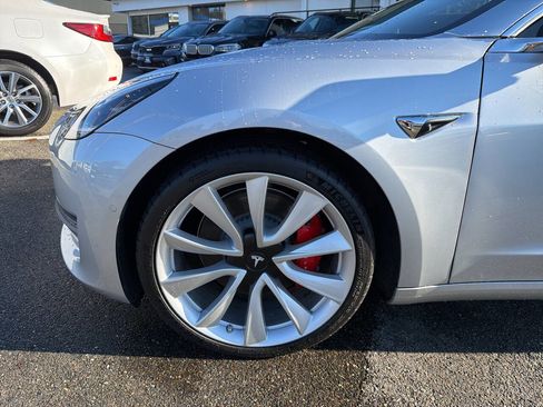 Used 2018 Tesla Model 3 Long Range image 12