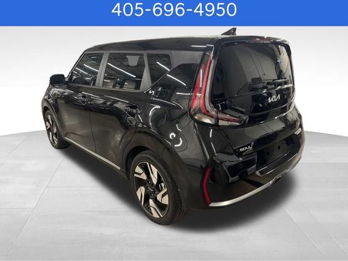 Used 2024 Kia Soul GT-Line w/ GT-Line Technology Package image 4