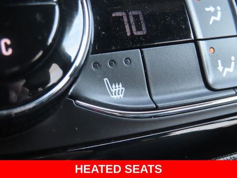 Used 2025 Buick Envista Sport Touring w/ Convenience I Package FWD image 4