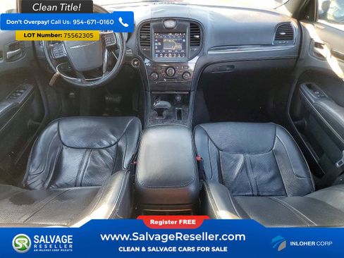 Used 2014 Chrysler 300 C image 11