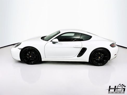 Used 2018 Porsche 718 Cayman image 9