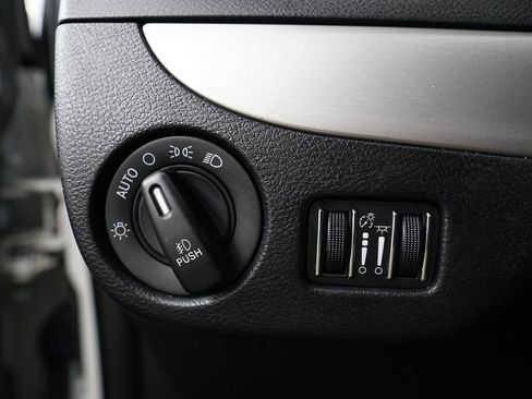 Used 2019 Dodge Grand Caravan GT image 21