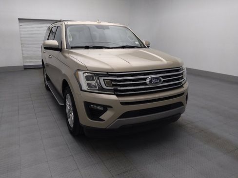 Used 2018 Ford Expedition XLT w/ Equipment Group 202A RWD image 14