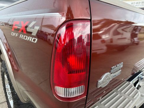 Used 2006 Ford F350 4x4 Crew Cab Super Duty image 10