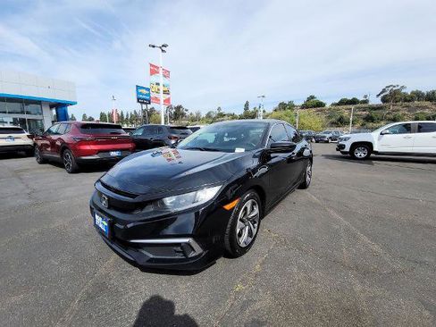 Used 2020 Honda Civic LX image 4