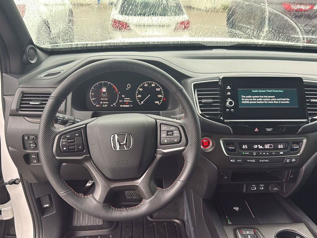 Used 2025 Honda Ridgeline TrailSport+ image 6