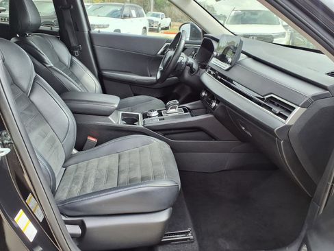 Used 2024 Mitsubishi Outlander SE image 21