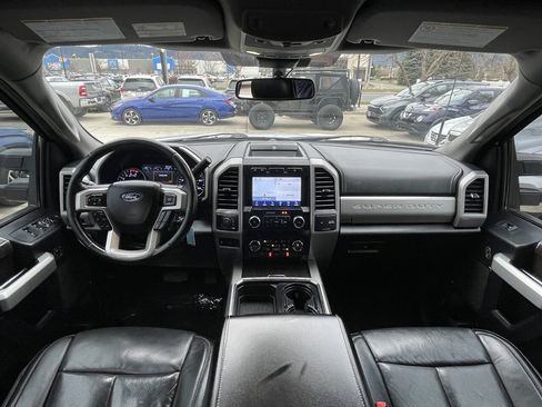 Used 2020 Ford F250 Lariat w/ Lariat Value Package AWD/4WD image 4