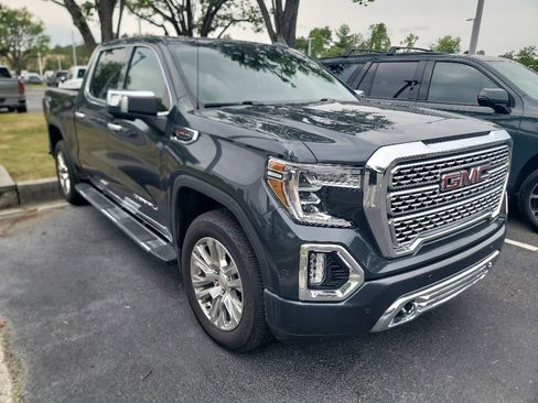 Used 2021 GMC Sierra 1500 Denali w/ Driver Alert Package II AWD/4WD image 3