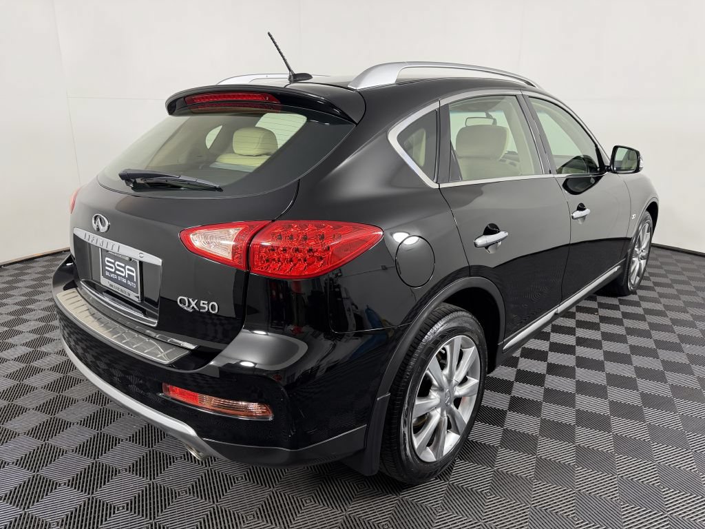 Used 2017 INFINITI QX50 AWD w/ Premium Package image 6