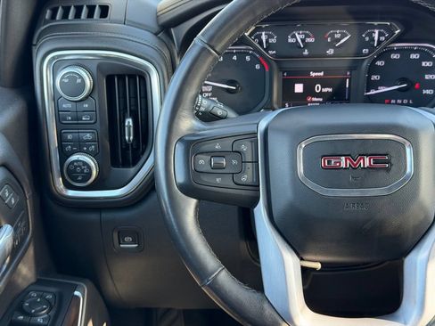 Used 2019 GMC Sierra 1500 SLT w/ SLT Convenience Package AWD/4WD image 32