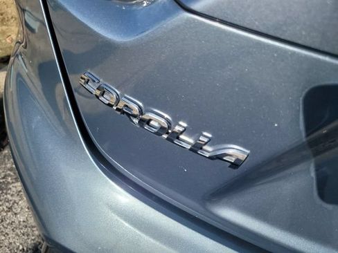 Used 2022 Toyota Corolla SE FWD image 11