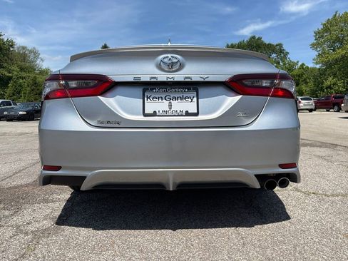Used 2023 Toyota Camry SE FWD image 10