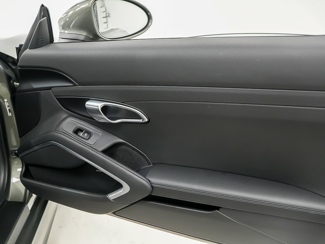 Certified 2025 Porsche 718 Cayman RWD image 16