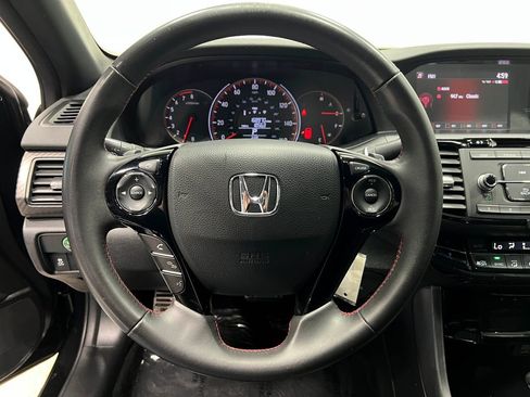 Used 2017 Honda Accord Sport Special Edition image 19