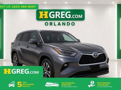 Used 2022 Toyota Highlander XLE