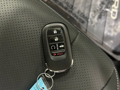 Certified 2025 Honda Accord Touring image 28