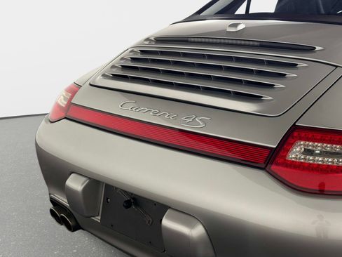 Used 2010 Porsche 911 Carrera 4S AWD/4WD image 18