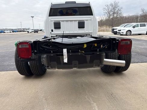 New 2026 RAM 3500 Tradesman AWD/4WD image 7
