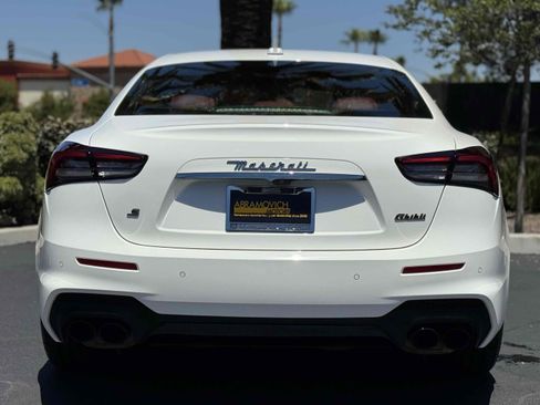 Used 2021 Maserati Ghibli S GranSport RWD image 14