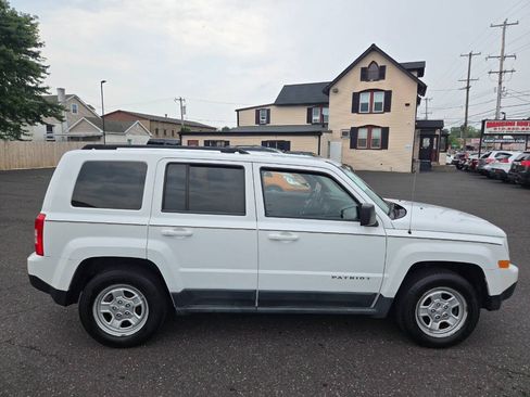 Used 2011 Jeep Patriot Sport w/ PWR Value Group FWD image 5