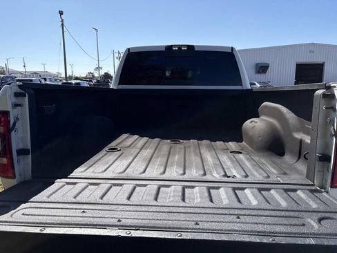 Used 2023 RAM 2500 Limited image 15