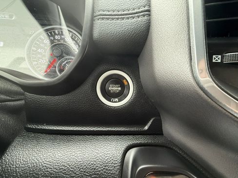 Used 2021 RAM 1500 Laramie w/ Sport Appearance Package image 18