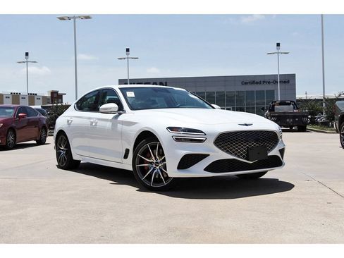 Used 2025 Genesis G70 2.5T RWD image 1