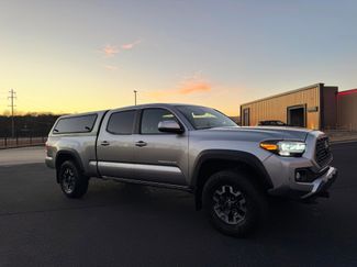 Used 2022 Toyota Tacoma video 1