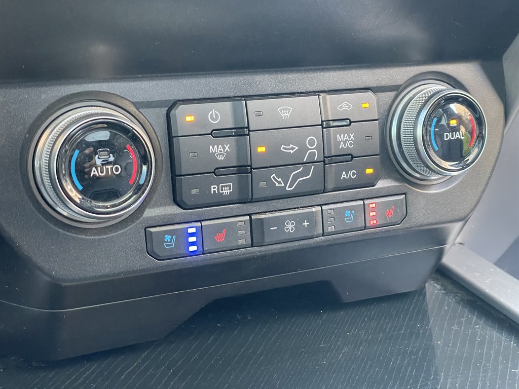 Used 2020 Ford F450 Platinum w/ FX4 Off-Road Package AWD/4WD image 31