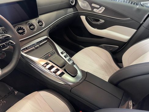 Used 2025 Mercedes-Benz AMG GT 63 image 31