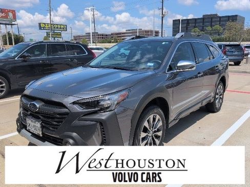 Used 2025 Subaru Outback Touring AWD/4WD image 1
