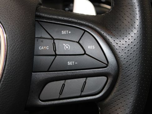 Used 2025 Dodge Durango GT AWD/4WD image 16