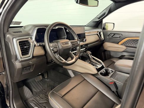 Used 2024 GMC Canyon Denali AWD/4WD image 11