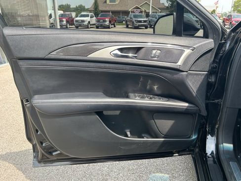 Used 2017 Lincoln MKZ Reserve w/ Drivers Package AWD/4WD image 9