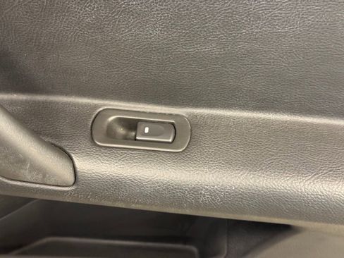 Used 2005 Chevrolet Corvette Coupe w/ Preferred Equipment Group image 20