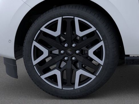 New 2026 Ford Expedition Max Platinum w/ Platinum Ultimate Package image 19