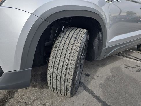 Used 2023 Volkswagen Taos S FWD image 31