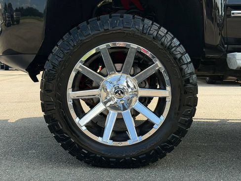 Used 2015 Chevrolet Silverado 2500 High Country w/ Duramax Plus Package AWD/4WD image 59