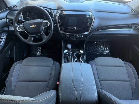 Used 2021 Chevrolet Traverse LS w/ LPO, Blackout Package AWD/4WD image 13