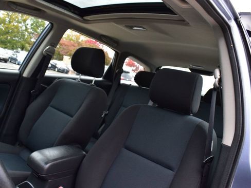 Used 2008 Toyota Matrix XR image 14