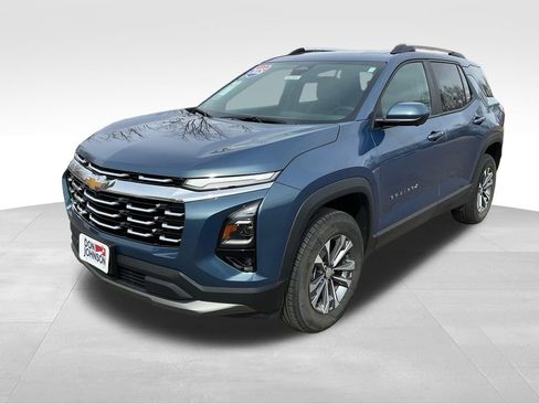 Used 2025 Chevrolet Equinox LT w/ Convenience Package II image 36