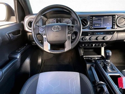 Certified 2021 Toyota Tacoma TRD Off-Road image 8