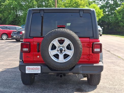 Used 2018 Jeep Wrangler Unlimited Sport S AWD/4WD image 10