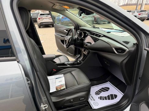 Certified 2022 Buick Encore GX Essence image 27